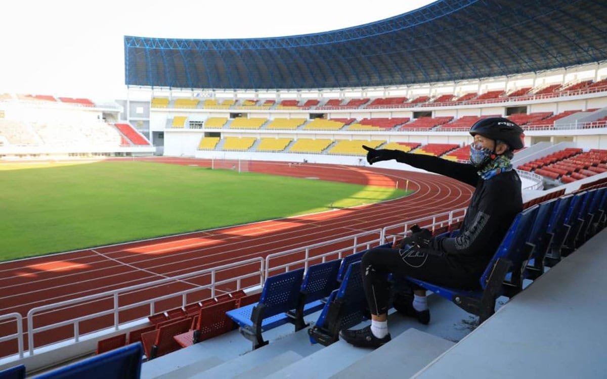 Spot Olahraga Paling Hits di Semarang: Workout Estetik di GOR Jatidiri ala Fidadidu!